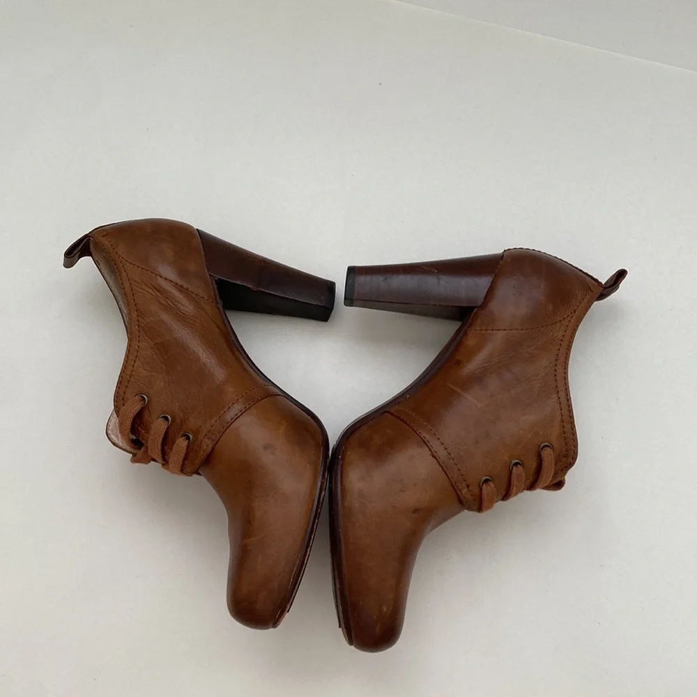 Frye Marissa - High Heel Oxford- size 6 - Picture 3 of 12